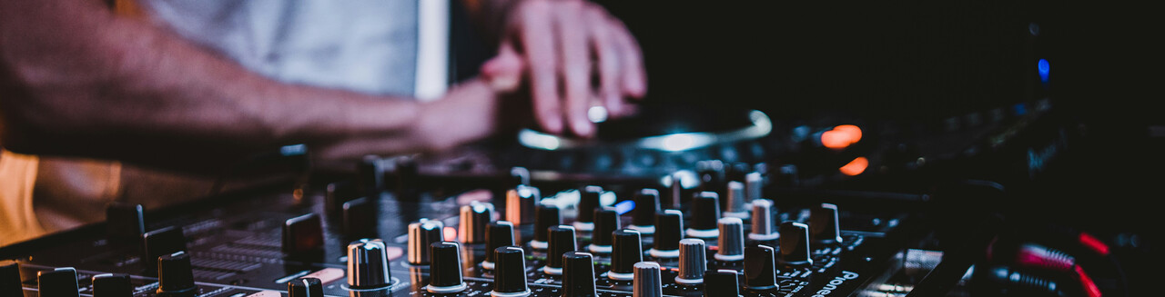 Devenir Producteur sonore IA - Ecole de Médiation Culturelle ICART